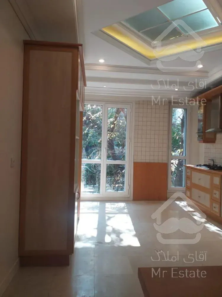 اجاره و رهن آپارتمان محمودیه 130  متر لاکچری