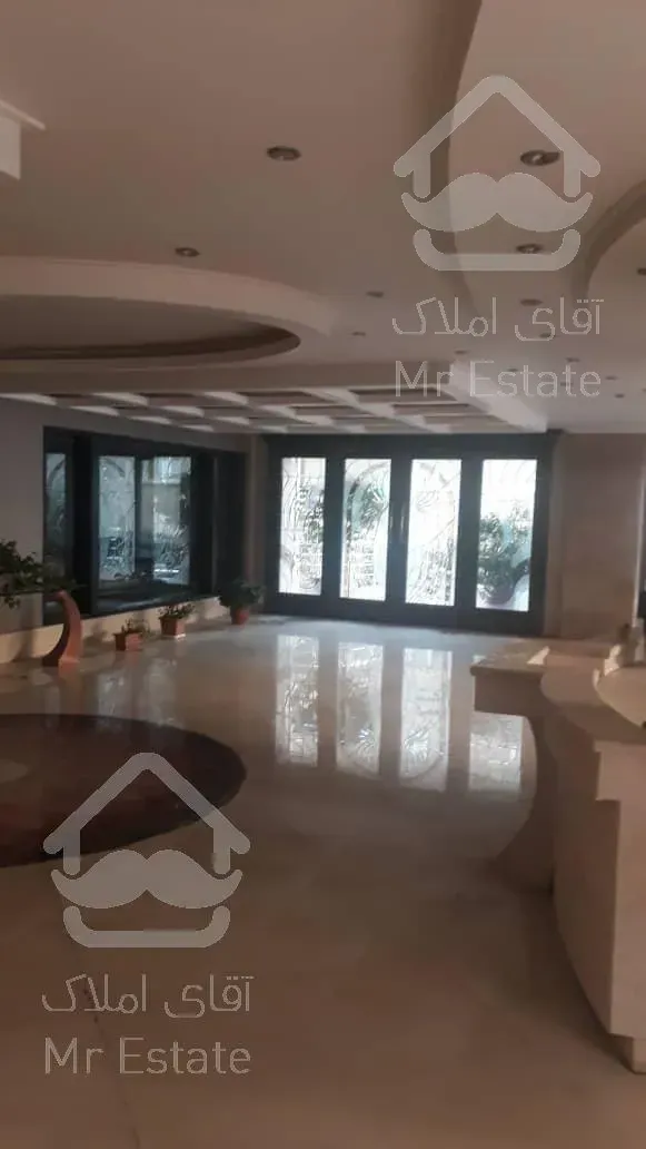 اجاره و رهن آپارتمان ولنجک 318  متر لاکچری