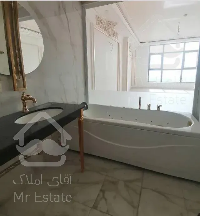 فرمانيه ٣٣٠ متر طبقه دهم