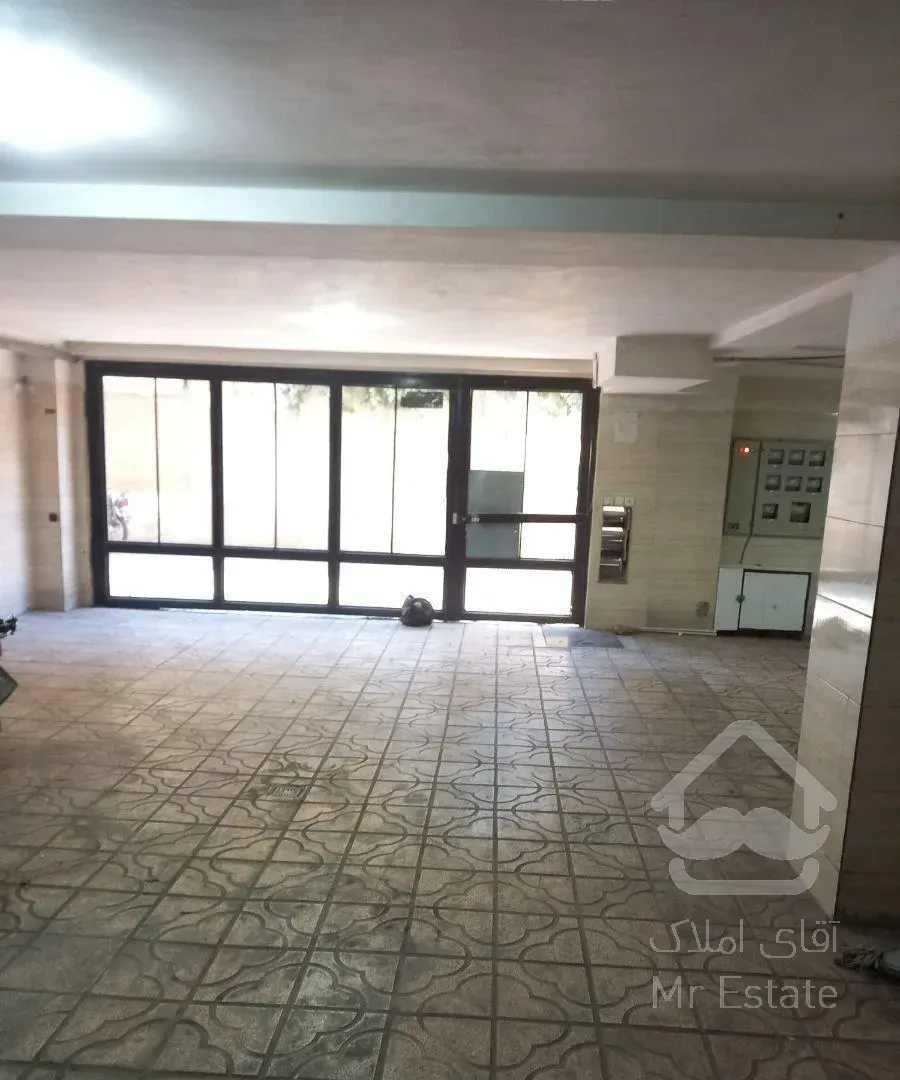 45متر نواب عباسی جنوبی پارکینگ دار