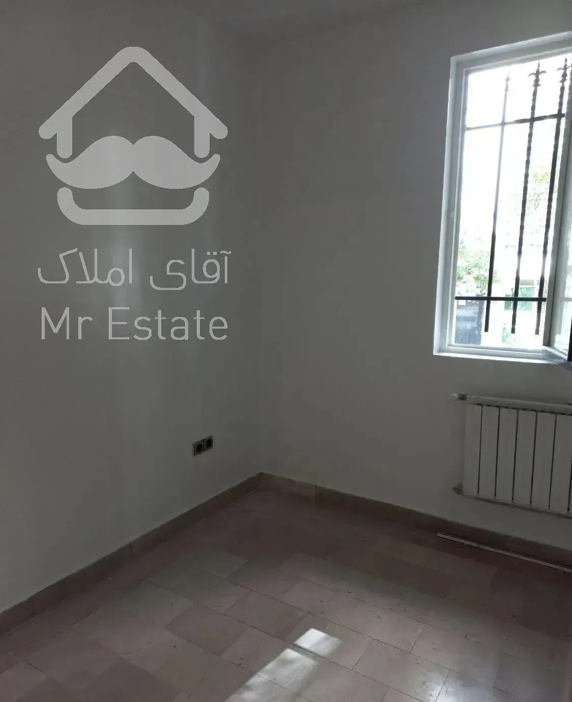 میدان ولیعصر ۵۶ متر باامکانات