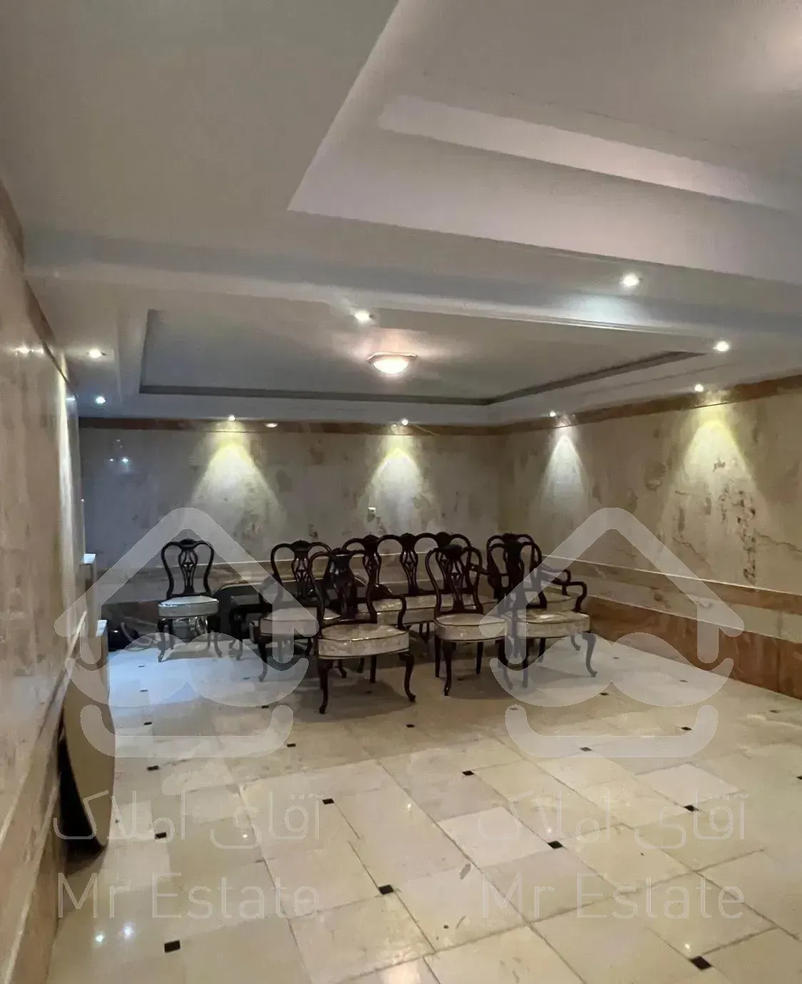 ۱۸۶متر/فول/ط۵/دو طرف نورگیر/۲پارکینگه بدون پرتی