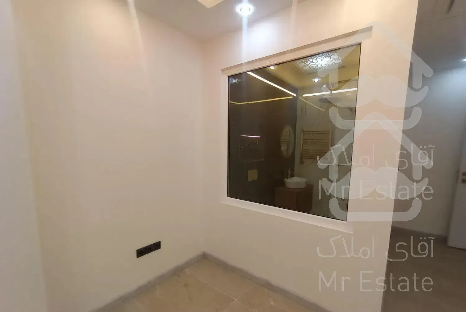 175 متر شخصی ساز دریاچه خلیج‌فارس