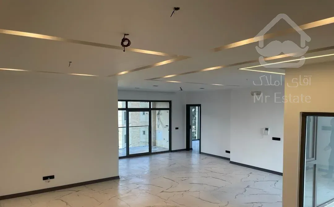 ۱۲۵متر۳ خواب روف مدرن در بهترین منطقه نورورویان