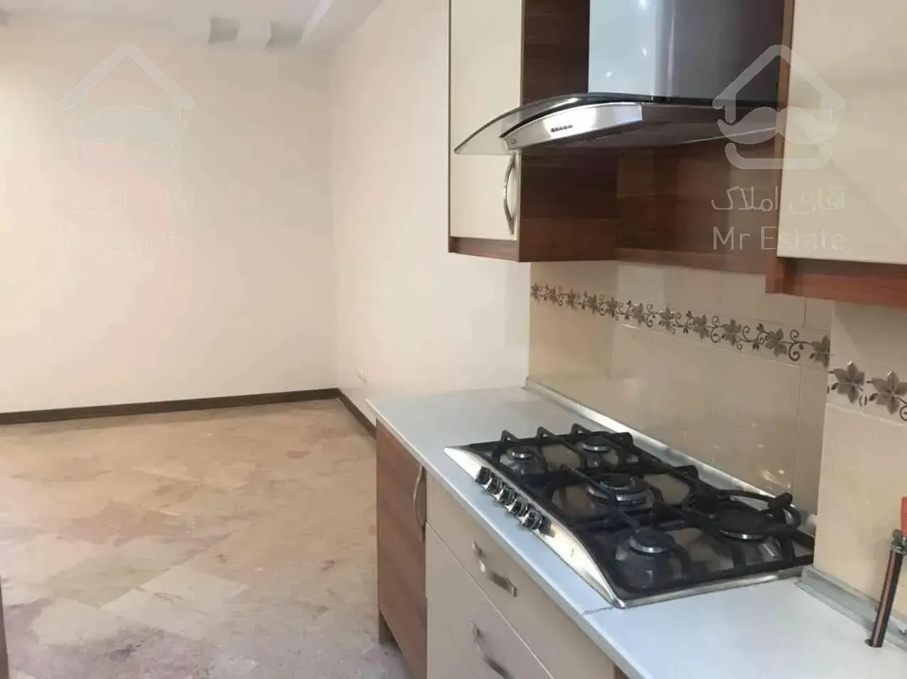 آپارتمان ۵۴ متری ، پونک ( کمالی )،۴ ساله