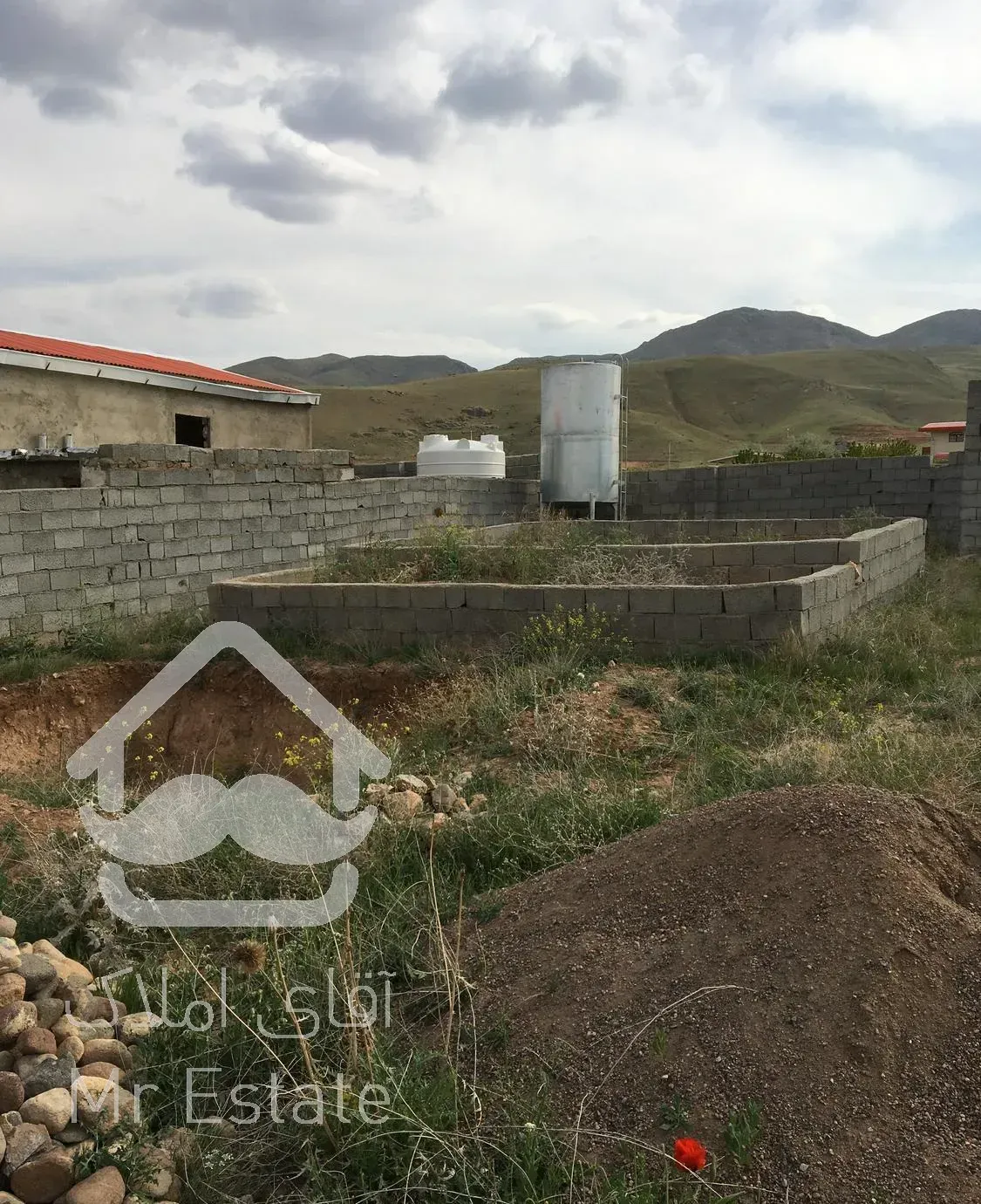 ویلا باغ ٦٠٠متر زین آباد