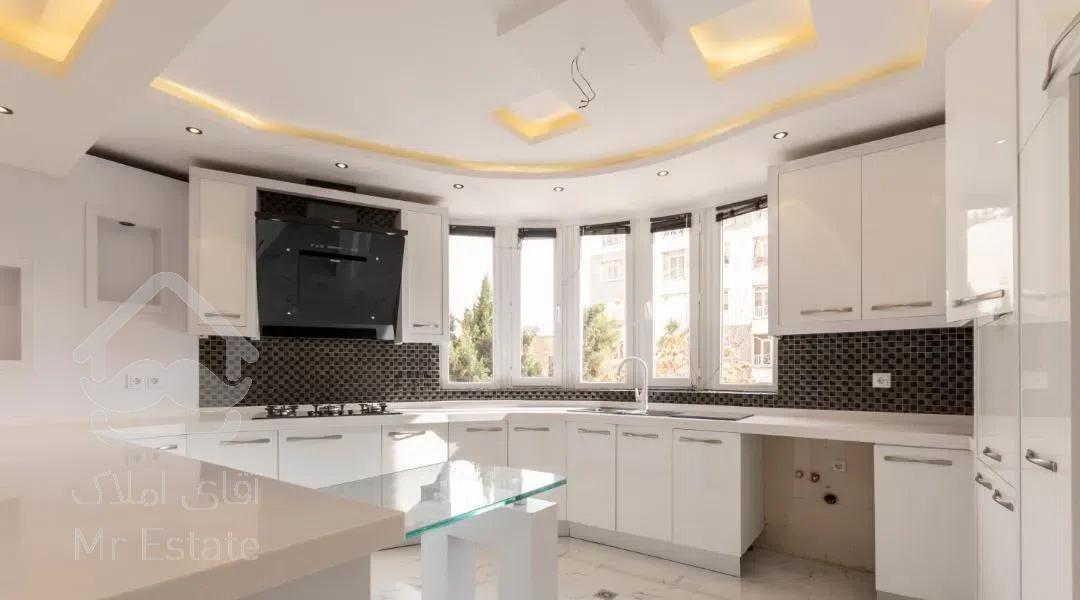 ۱۳۳متر ۳خواب / بلوار۲۴متری + ویو ابدی