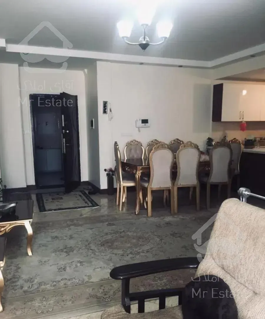 قلهک/105متر 2خواب/نوساز/جنوبی/مناسب مجرد