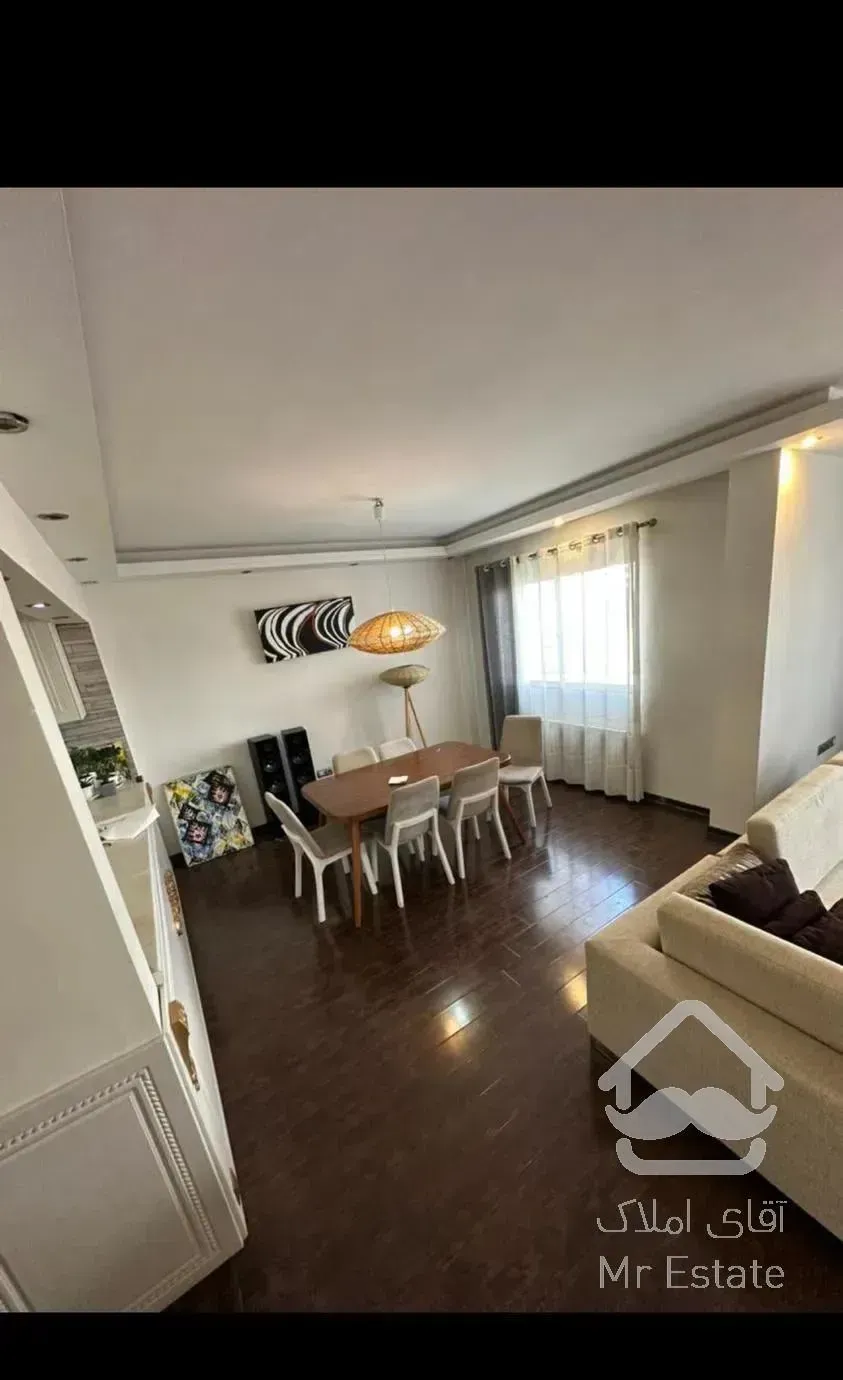 ۱۳۰متر،ونک،خ ونک بسیارتمیزوشیک مستر تازه بازسازی