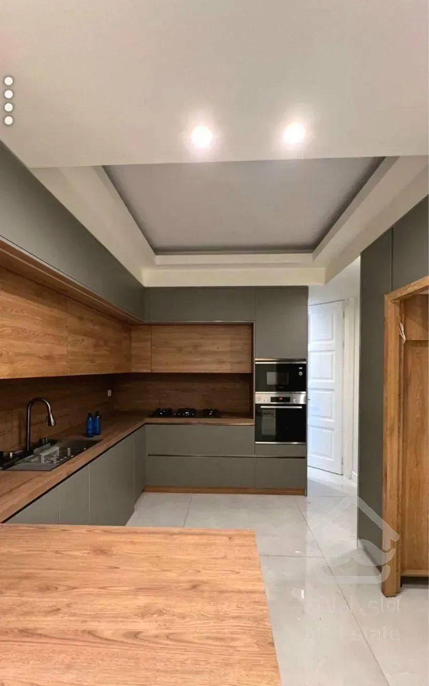 آجودانیه 280 متر 4 خواب 2 پارکینگ