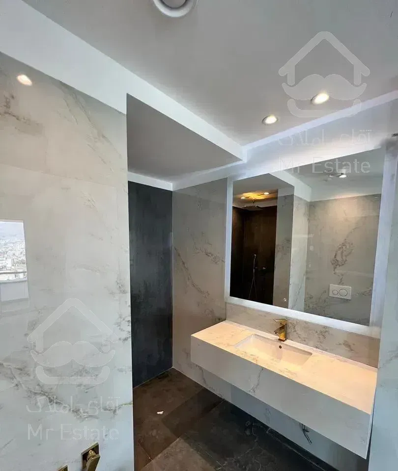 ۲۷۰ متر با ویوی ۳۶۰درجه در قلب زعفرانیه