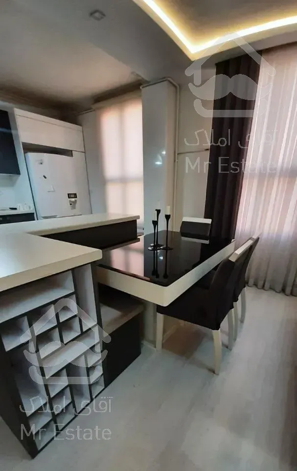 آپارتمان ۱۰۴ متری دوخوابه، خوش نقشه و رو به آفتاب