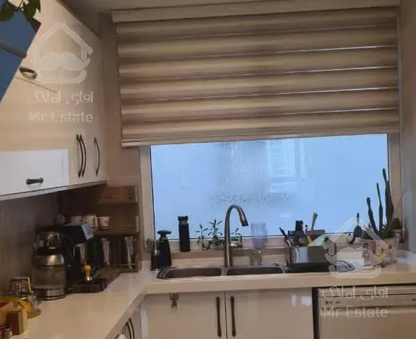 برج     ۱۰۶  متری   شهرک غرب  درختی