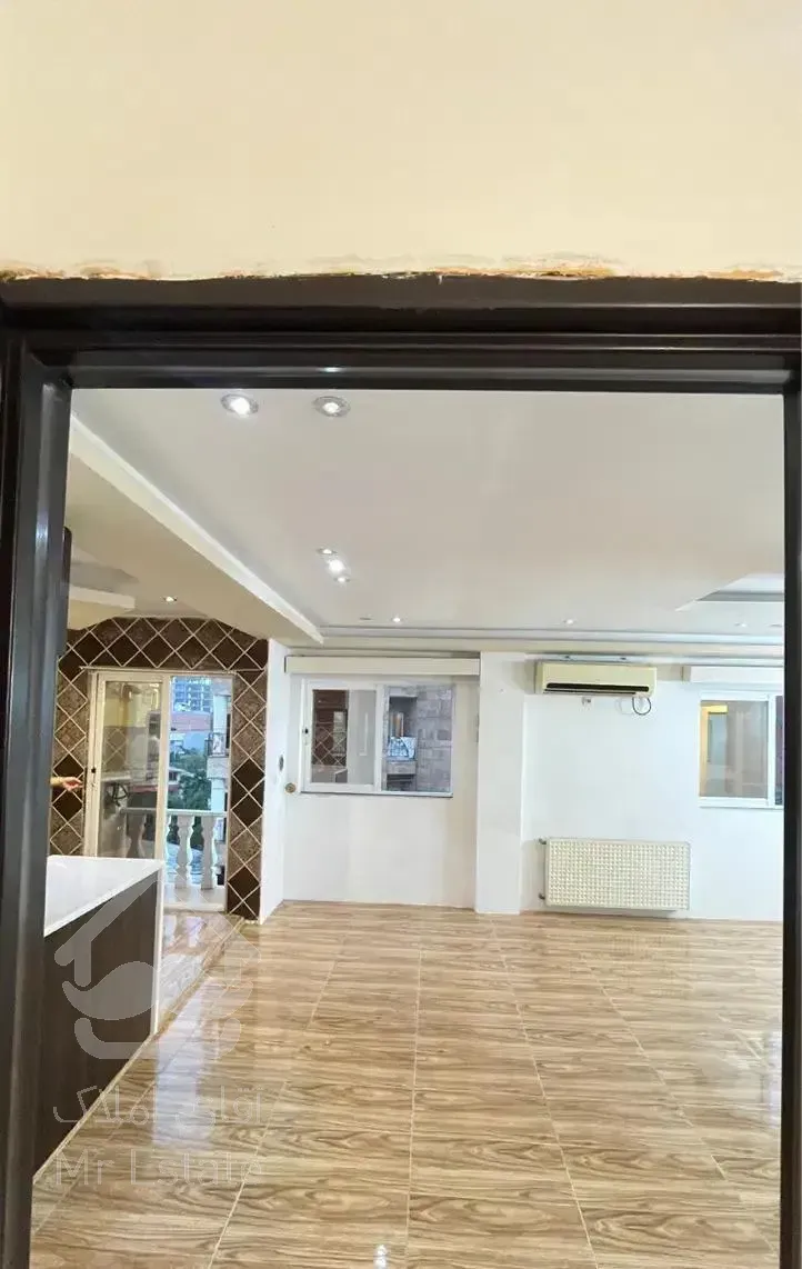 اپارتمان ۱۱۵متردرکوچه گاز(امام خمینی)شبیه به نوساز