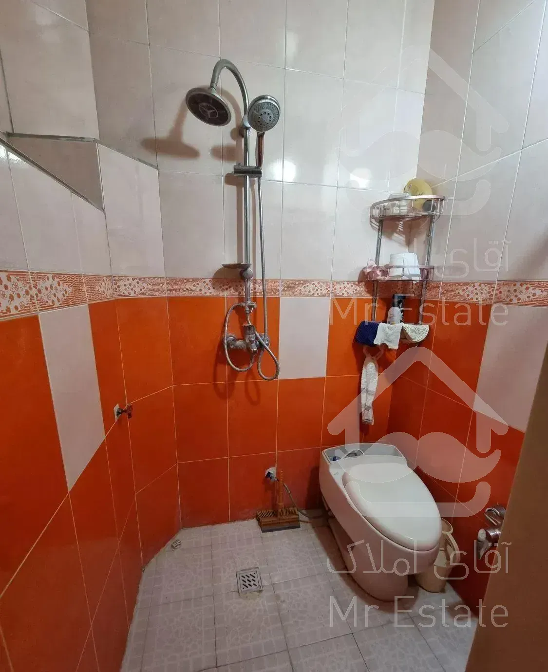 سه طبقه آپارتمان، دربست ۲۲۵متر