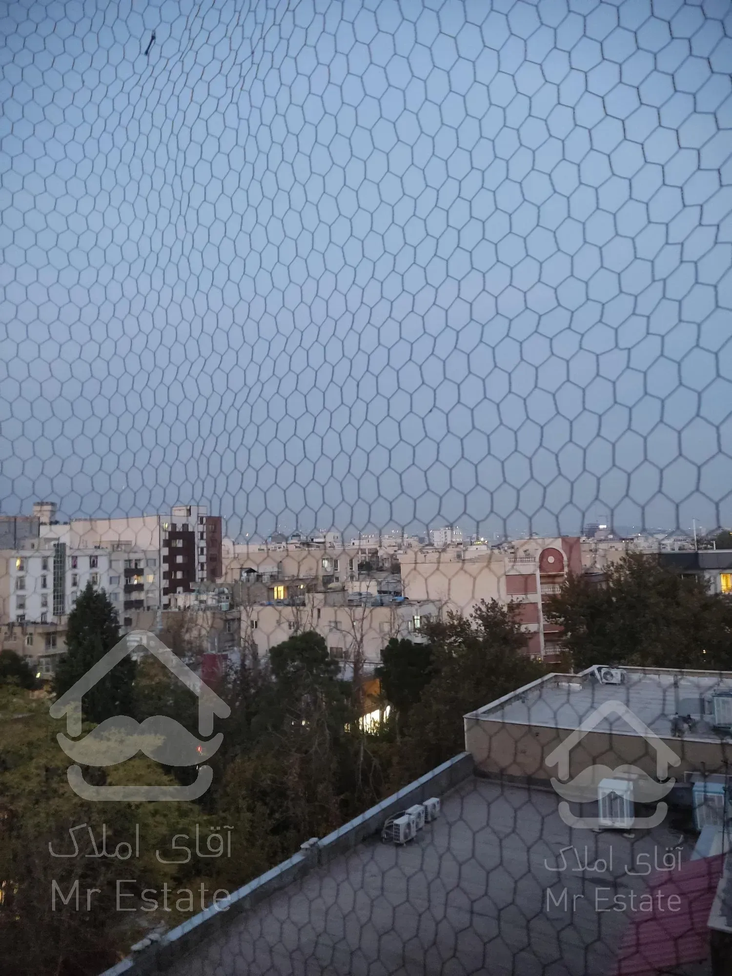 طفر ۱۶۵ متر / بر فراز ابر ها