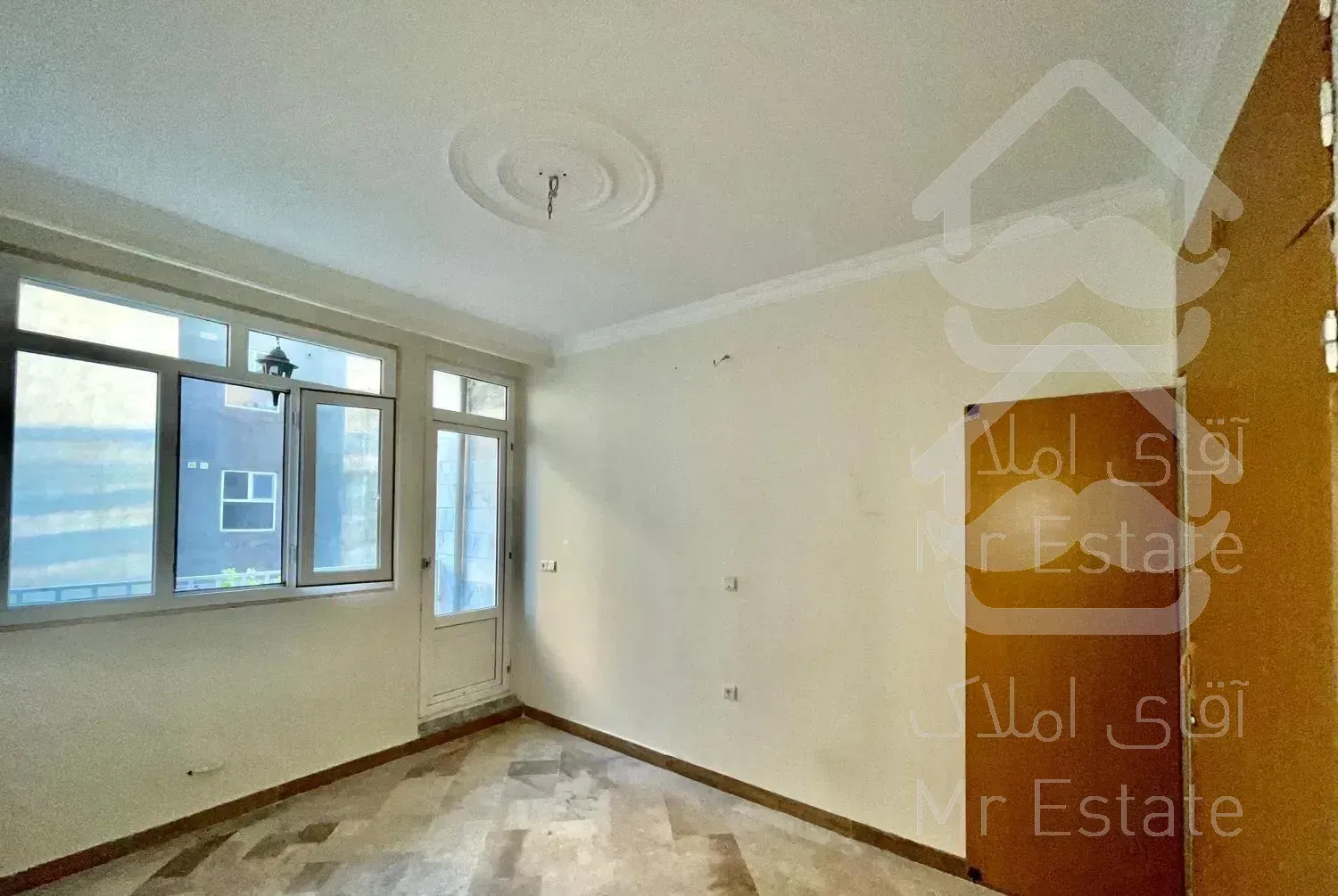 ۱۲۰متر ۲خوابه خوش نقشه  کوچه شرقی ها