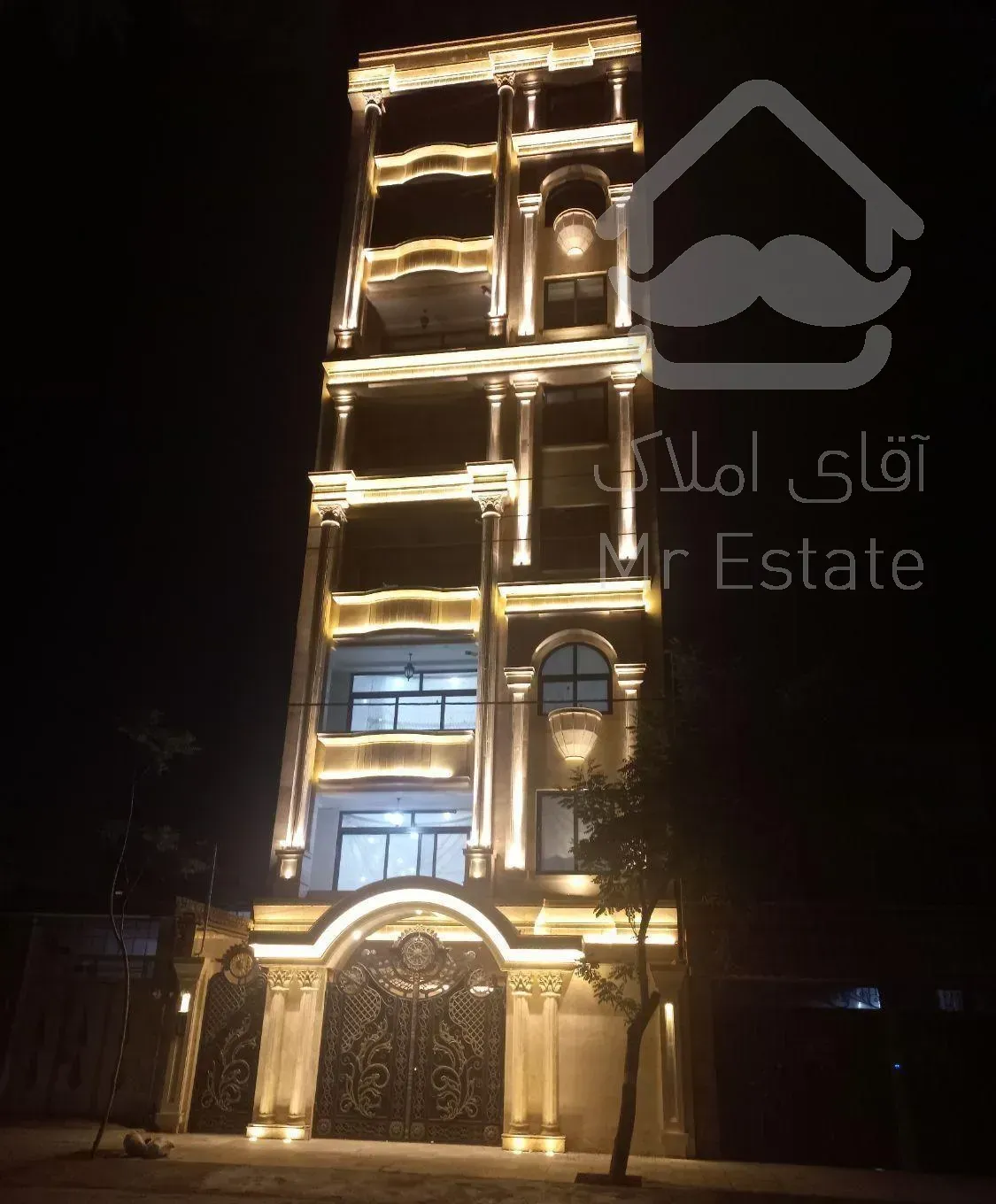 اپارتمان  ۲۰۰متر دوبلکس روف گاردن اختصاصی