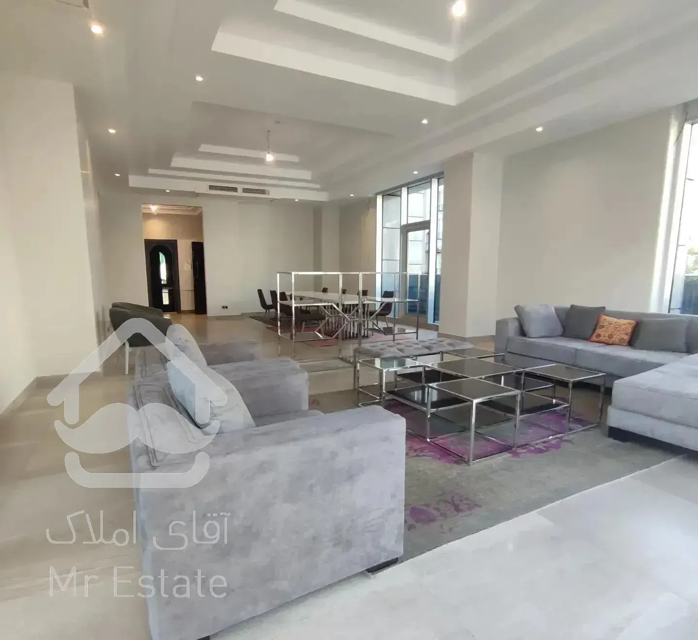 محمودیه/۳۱۱متر/۴خ مستر/۳پارکینگ/نوساز