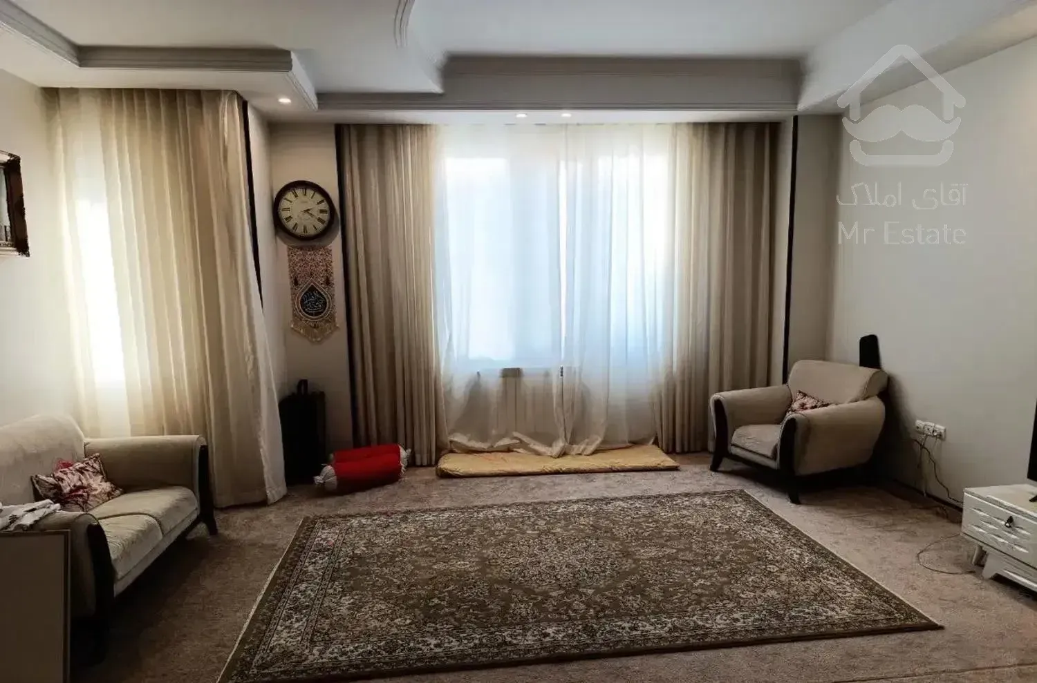 ۹۷ متر /فول/ خوش نقشه /سالن پرده خور