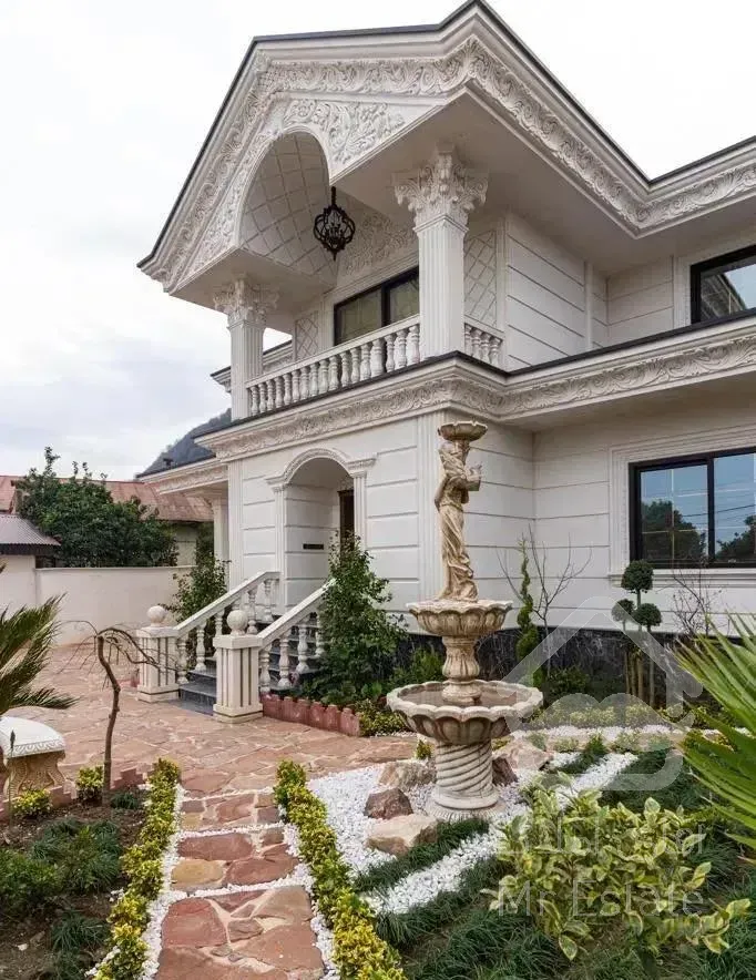 ویلا دوبلکس۶۰۰متری/لاکچری/ فول فرنیش/استخردار