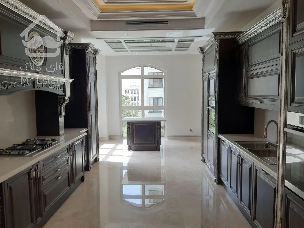 خرید آپارتمان 260 متری فرمانیه