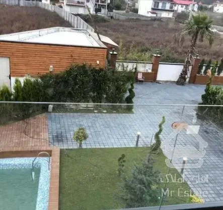 اصفهان ویلا ۵۰۰ متر زمین