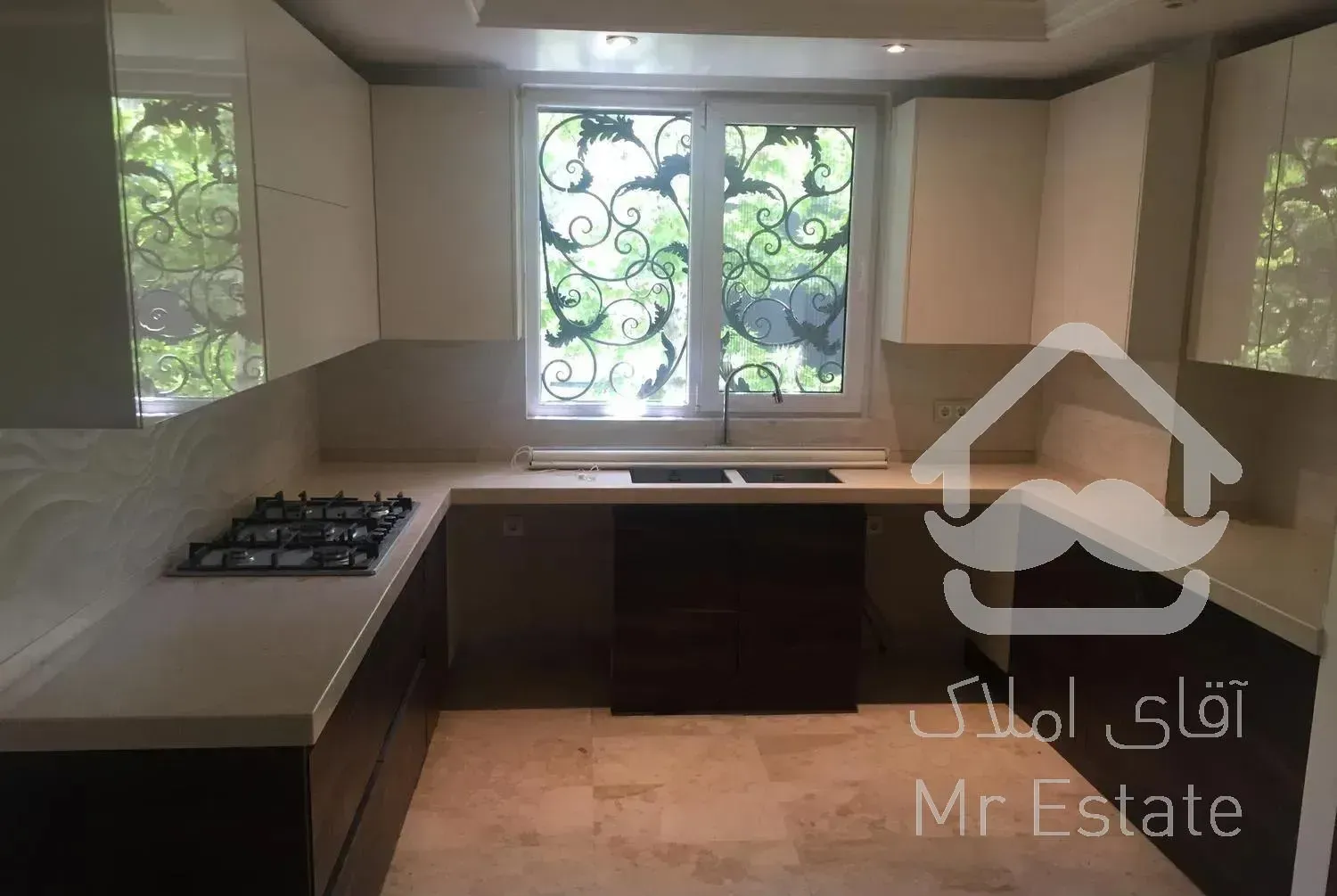 پاسداران/تکواحدی/۲۶۰ متری/۳خواب/