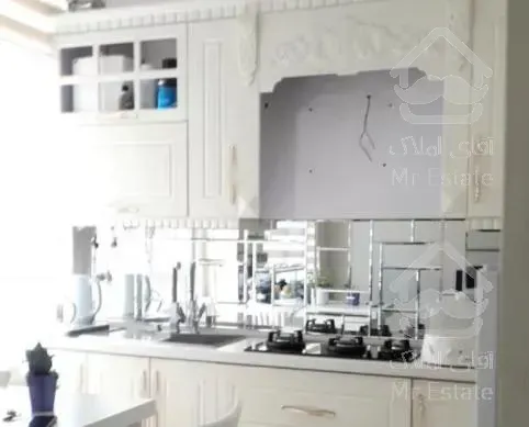 شاهین شمالی ۱۳۰ متر ( ۳خوابه . نوساز )