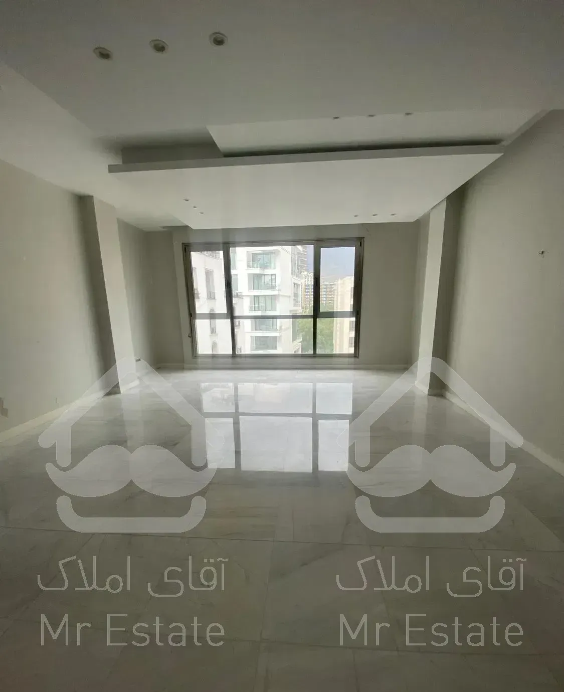 ۳۴۰متر مدرن با تراس قابل چیدمان تاپ لوکیشن فرشته