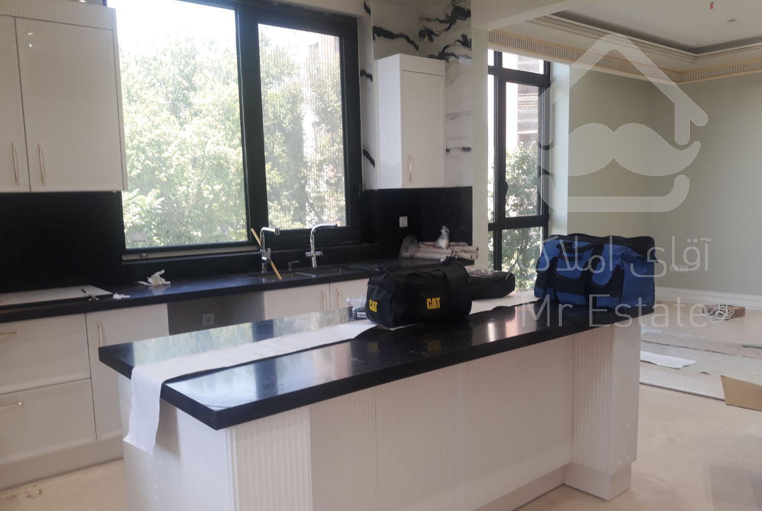 150متر 3خواب فرمانیه/تراس چیدمان/فول مشاعات