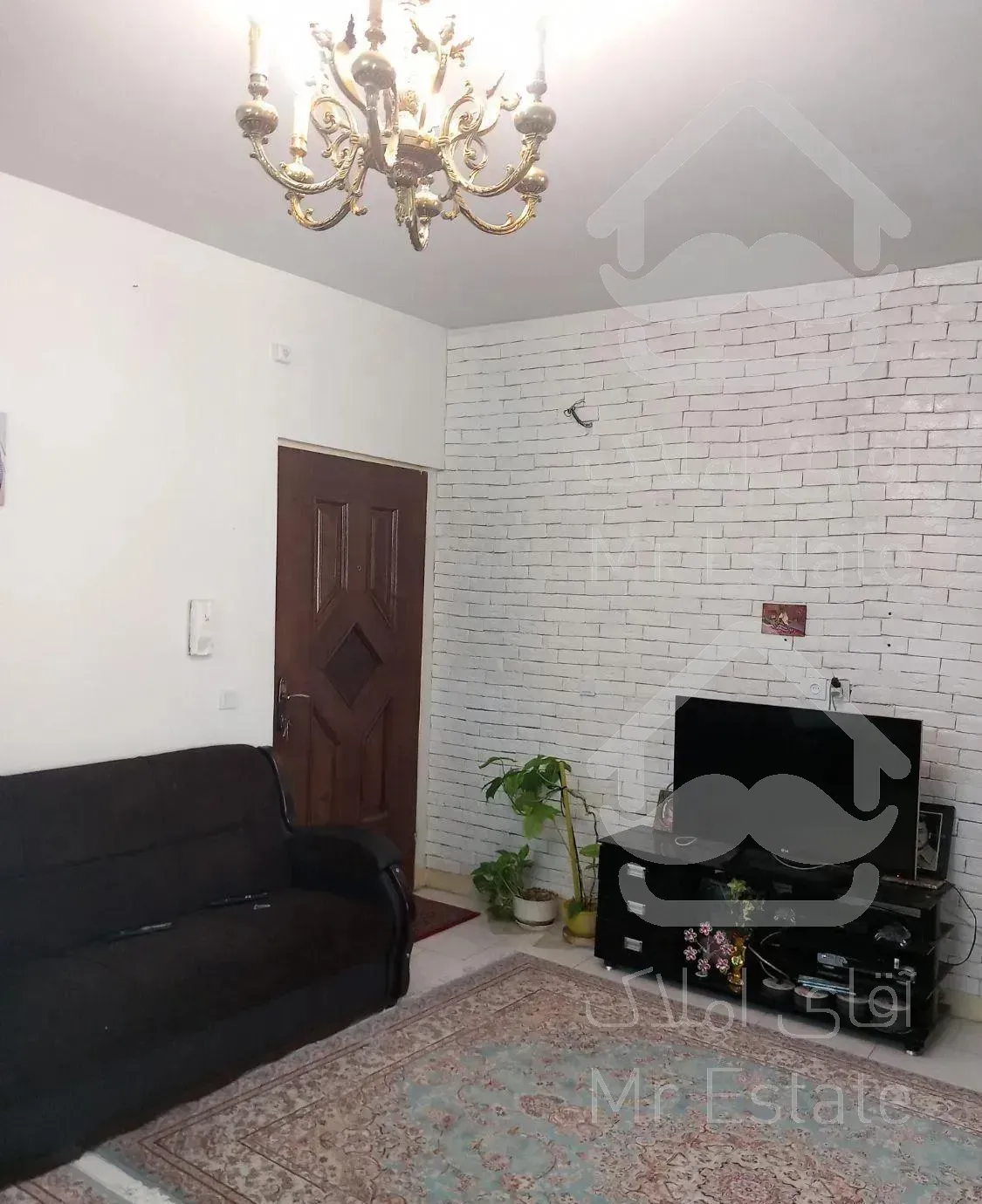 آپارتمان ۵۰ با پارکینگ