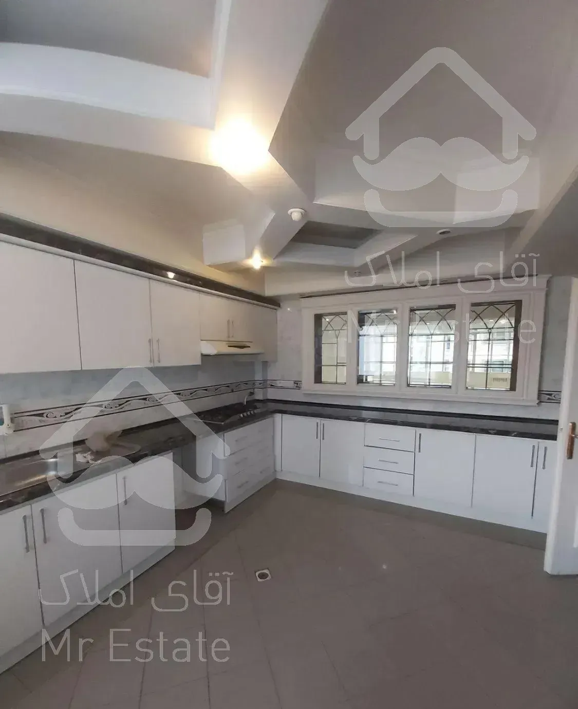 ظفر اجاره آپارتمان ۳۲۰ متر ۴ خواب