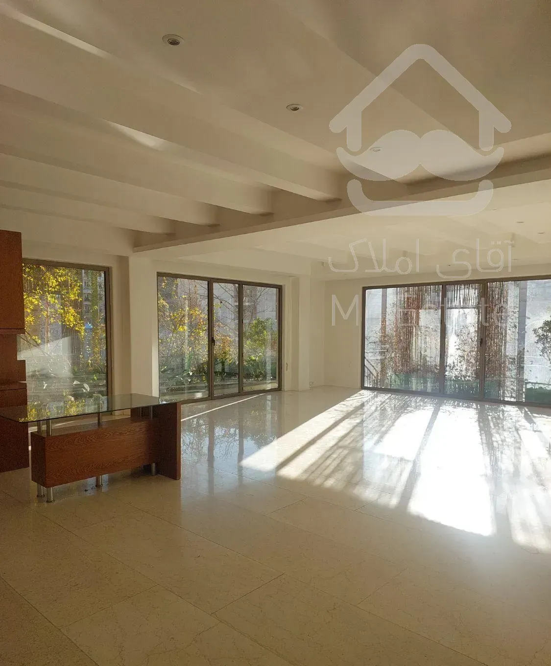 ۲۷۰ متر ۴ خواب / مشاعات هتلینگ / ۳ تراس ویو مشجر