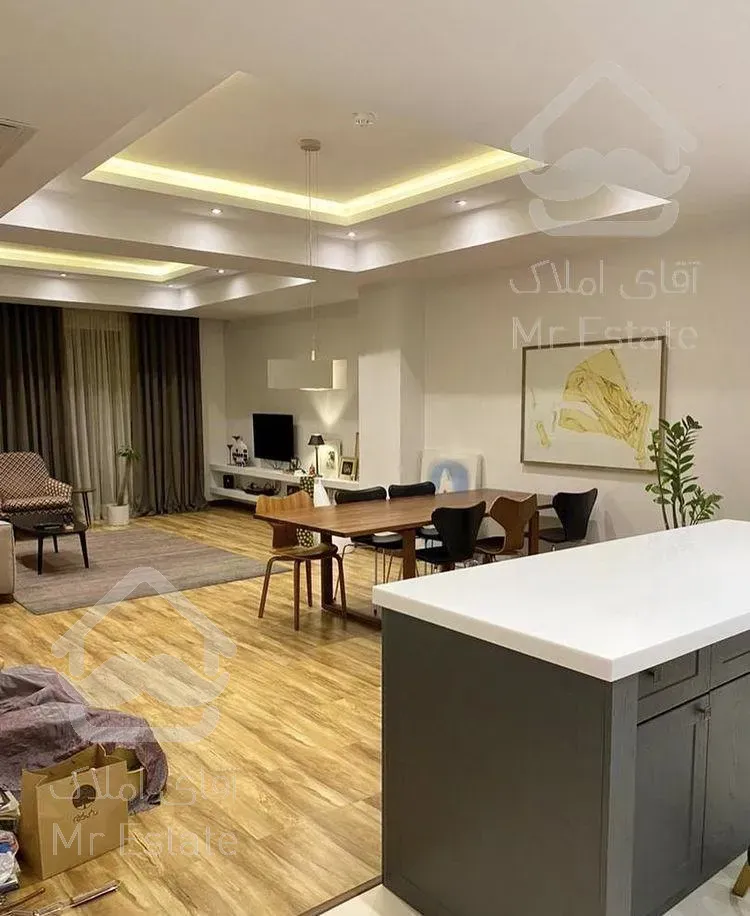 95متر دور تا دور پنجره/اشرفی-هجرت/کم واحد