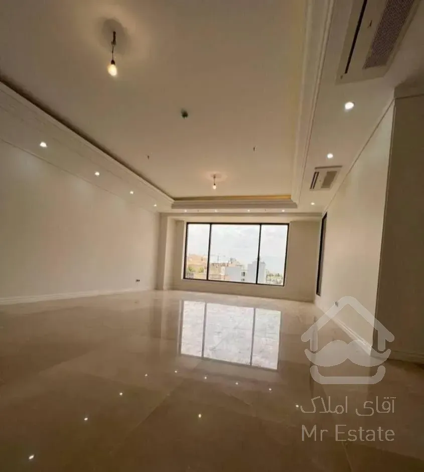 ۲۱۵ متری سه خواب تک واحدی نوساز شیک کلیدنخورده