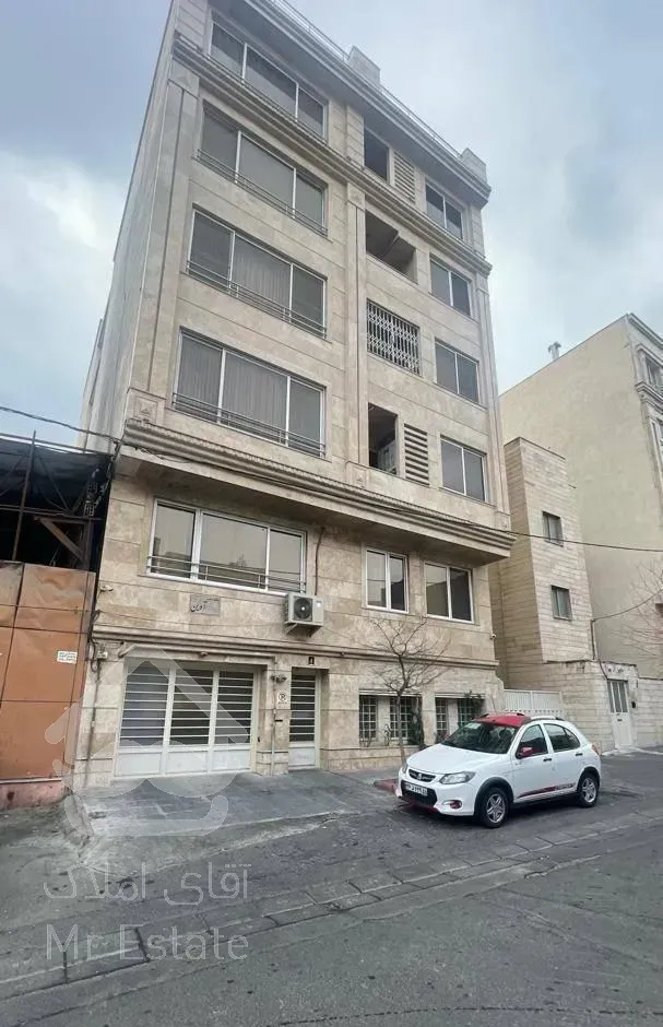 آپارتمان 111 متری، 3 خوابه، کوی بیمه