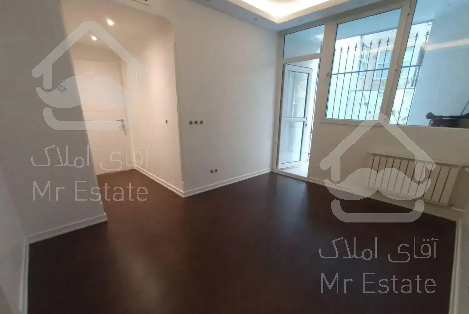 160متر+2تراس/تک واحدی بازسازی شده