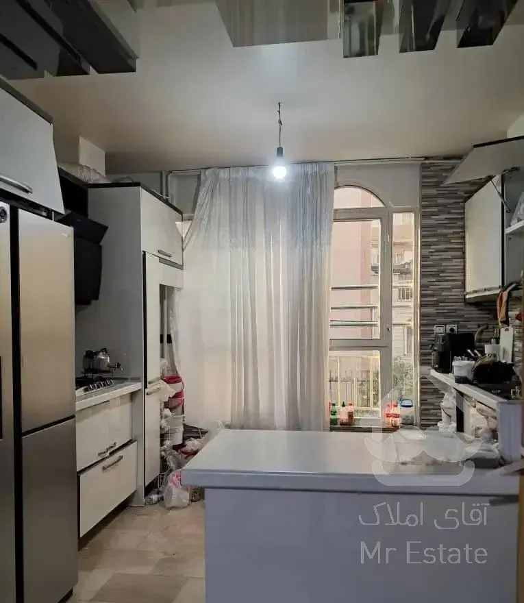 ۶۸ متری ۲ خواب طبقه دوم با پارکینگ و انباری