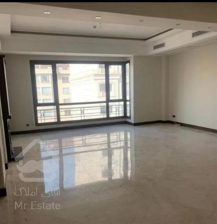 اپارتمان 130 متری ، تک واحدی ، سالن پرده خور