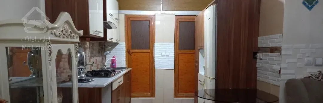 ۵۲ متر تک واحدی میدان مادر