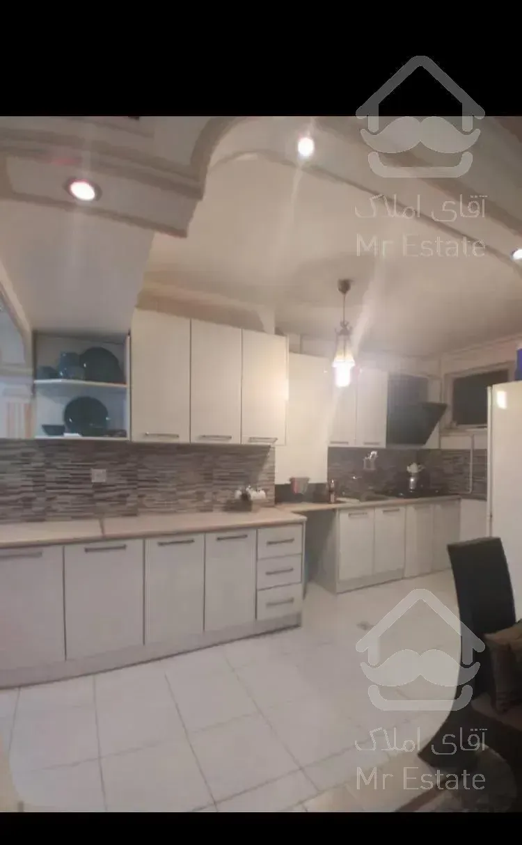 اپارتمان ۹۰ متری خیابان بوستان مهرشهر