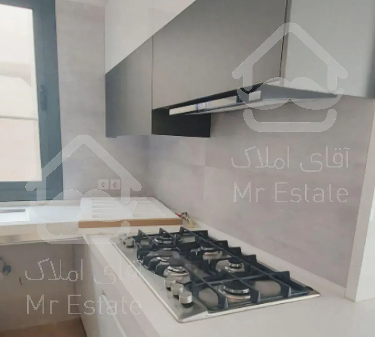 میرداماد ۱۰۵متر (فول امکانات)