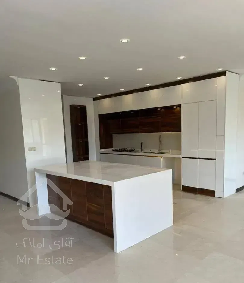 ولنجک/۲۰۰ متر/لوکیشن اصلی/لابی من ۲۴ ساعته