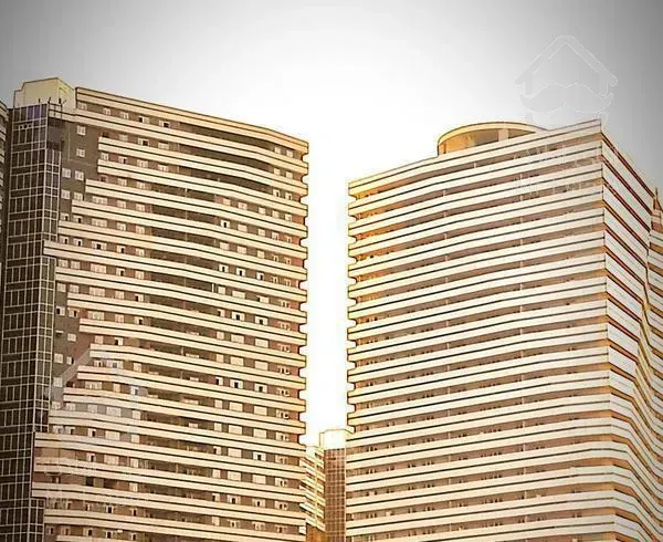 ۱۳۵ متری/ سه خواب/غرب منطقه۲۲ دریاچه چیتگر