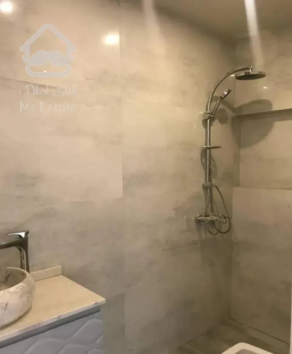 برج باغ ۲۹۰ متری