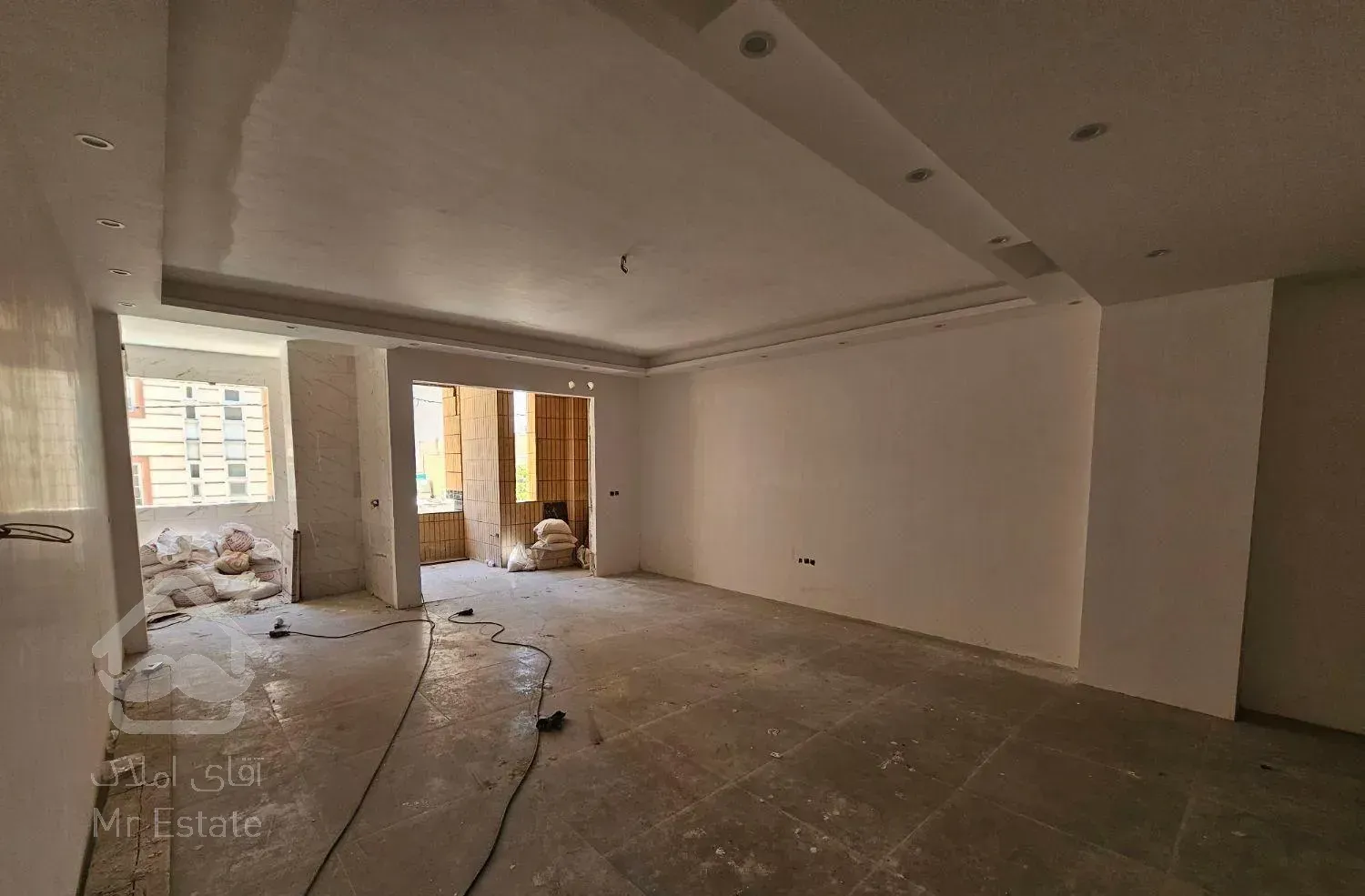 واحد لاکچری در پارک معلم