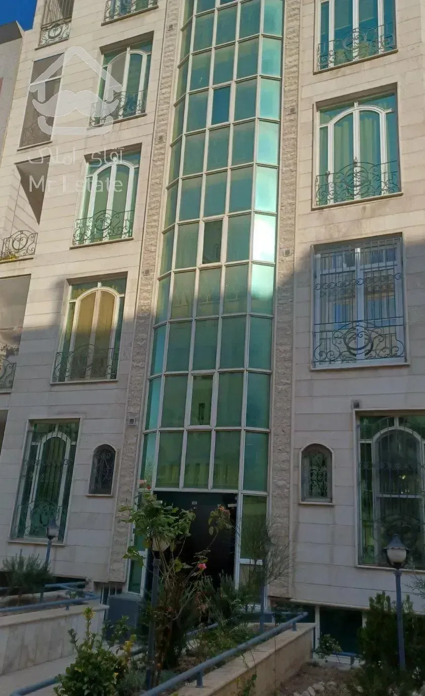 ۱۰۳متر ۲خوابه فلکه اول تهرانپارس فرعی دنج بهار