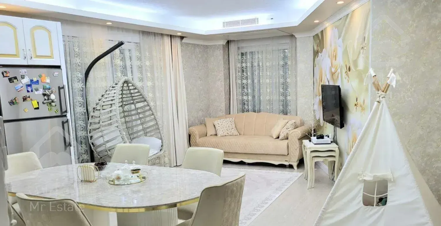 آپارتمان فول امکانات در  شهر