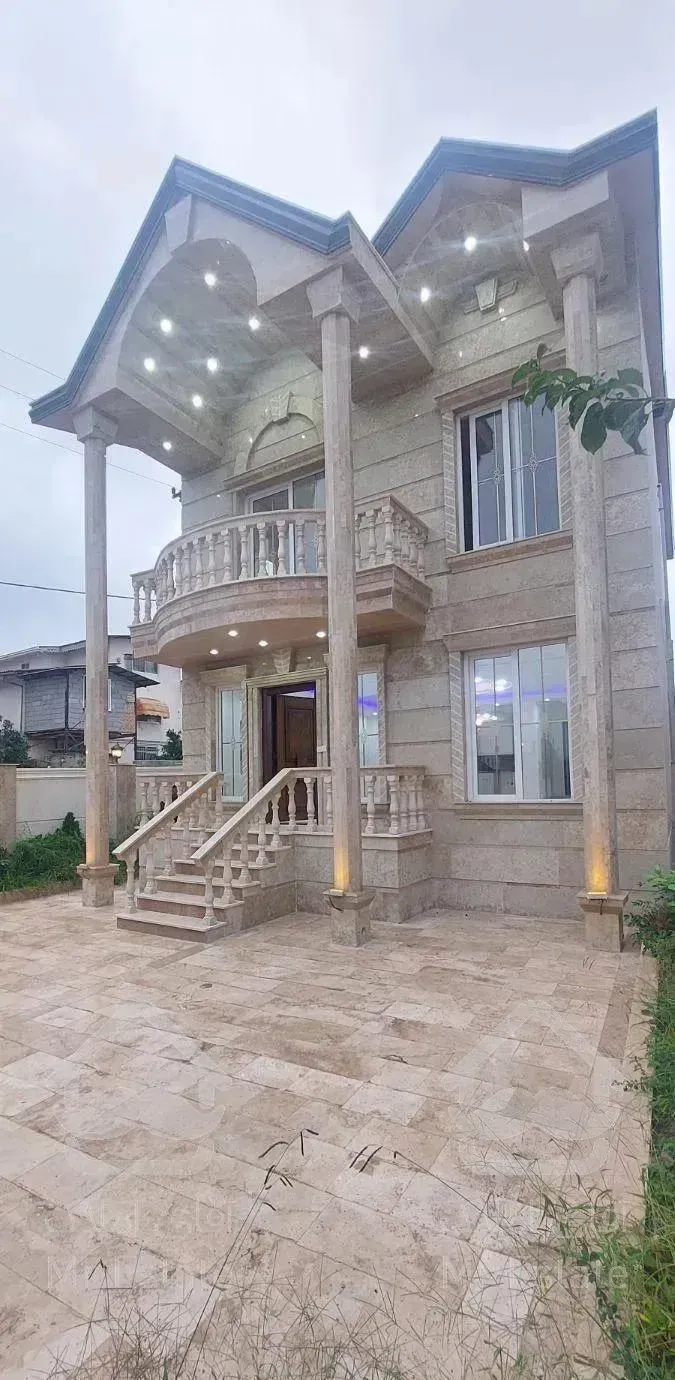 فروش ویلای نوساز۲۴۰متری